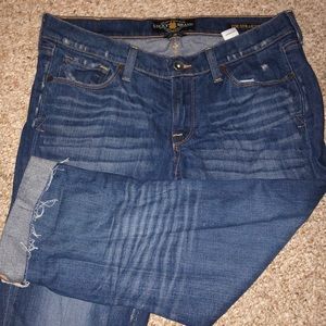 Authentic Lucky Brand Cropped jeans